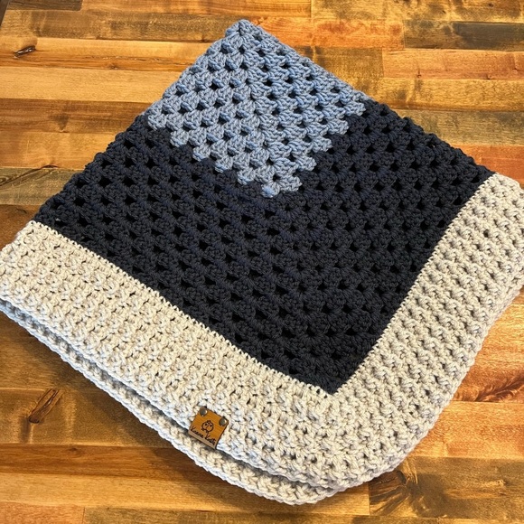 Knanna Knots Other - Crochet Granny Square blanket, blues and cream, approx 34” square,
